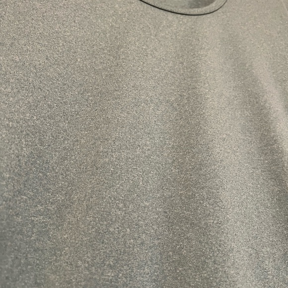 32 Degrees Cool Women's Blue Short Sleeve Scoop Neck T-Shirts Size Small - Picture 2 of 11